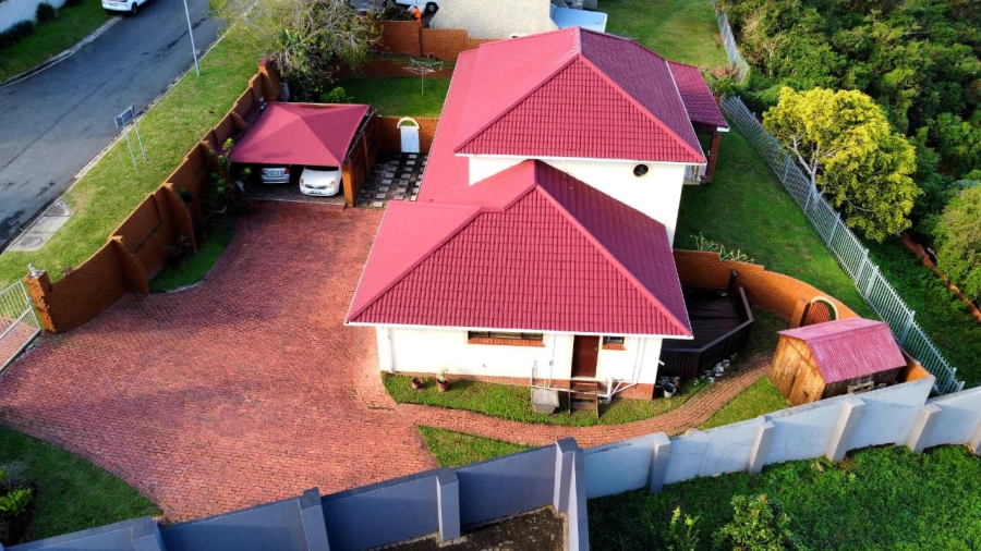 6 Bedroom Property for Sale in Baysville Eastern Cape